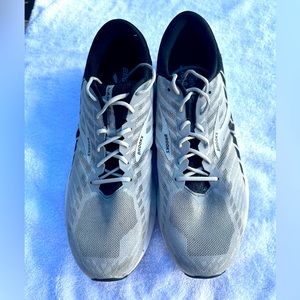 Men’s Brooks running shoes